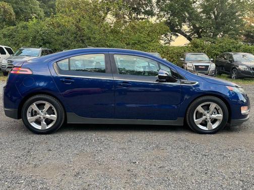 2013 Chevrolet Volt Base