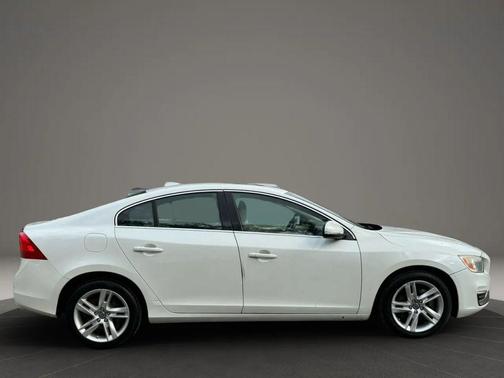 2015 Volvo S60 T5 Premier