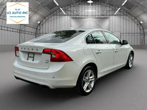 2015 Volvo S60 T5 Premier