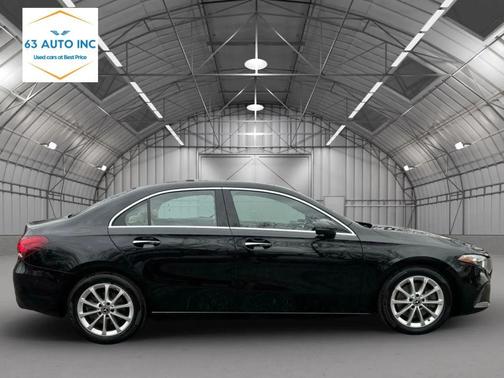 2022 Mercedes-Benz A-Class A 220 Sedan 4D