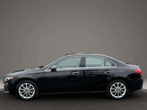 2022 Mercedes-Benz A-Class A 220 Sedan 4D