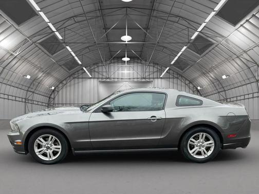 2013 Ford Mustang V6