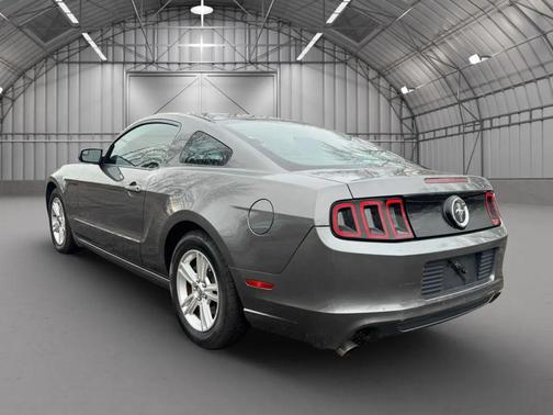 2013 Ford Mustang V6