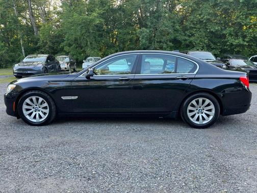 2011 BMW 750 i xDrive