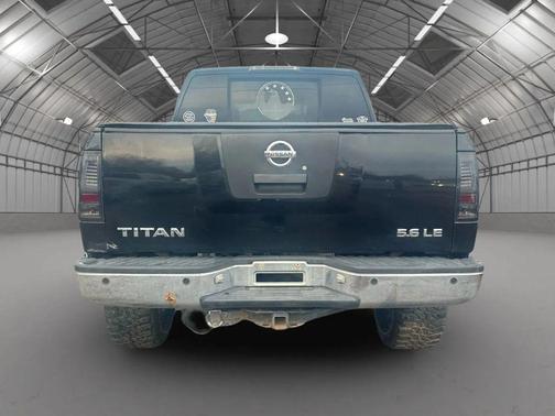 2005 Nissan Titan LE Crew Cab