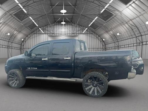 2005 Nissan Titan LE Crew Cab