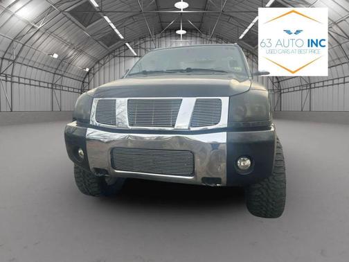 2005 Nissan Titan LE Crew Cab