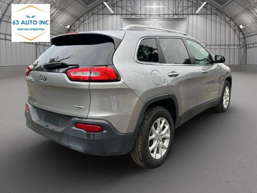 2017 Jeep Cherokee Sport