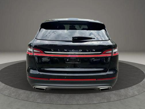 2020 Lincoln Nautilus Standard