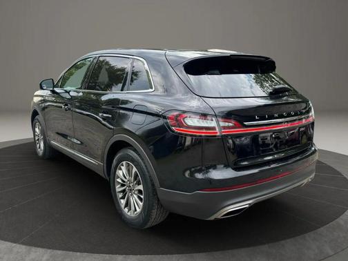 2020 Lincoln Nautilus Standard
