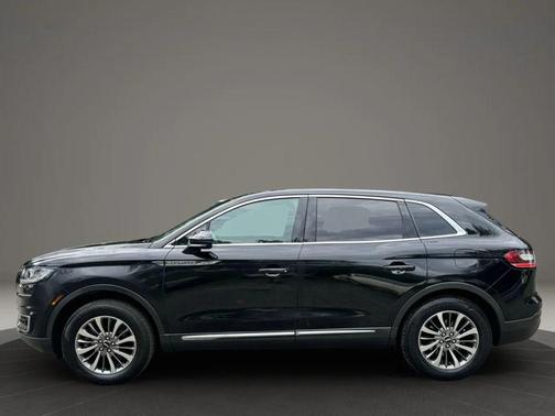 2020 Lincoln Nautilus Standard
