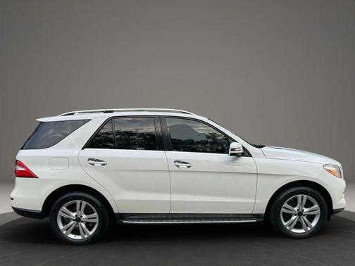2015 Mercedes-Benz M-Class 4MATIC