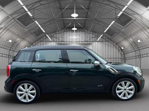 2011 MINI Cooper S Countryman Base