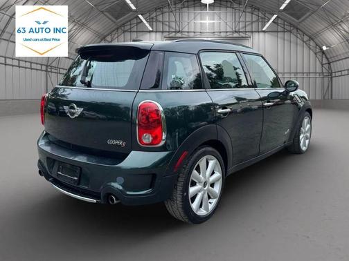 2011 MINI Cooper S Countryman Base