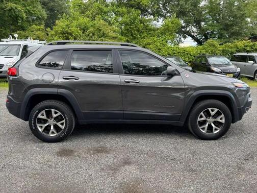 2014 Jeep Cherokee Sport