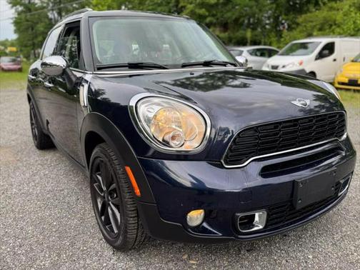 2012 MINI Cooper S Countryman Base