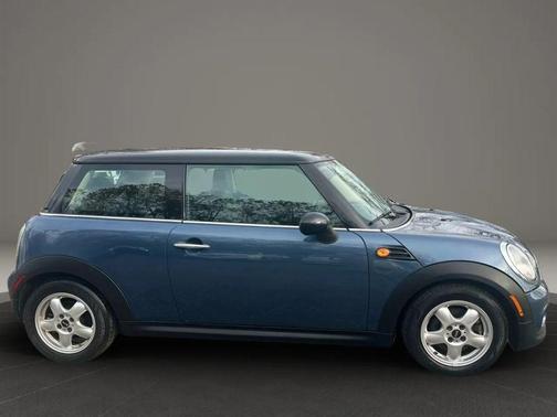 2011 MINI Cooper Base