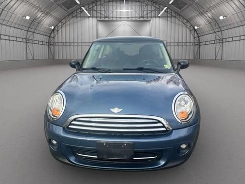 2011 MINI Cooper Base
