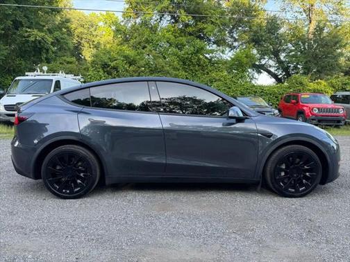 2021 Tesla Model Y Long Range Dual Motor All-Wheel Drive