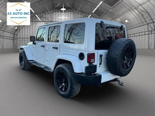 2016 Jeep Wrangler Unlimited Sahara