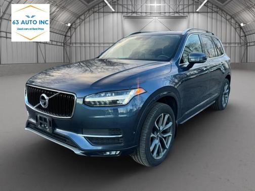 2018 Volvo XC90 T6 Momentum