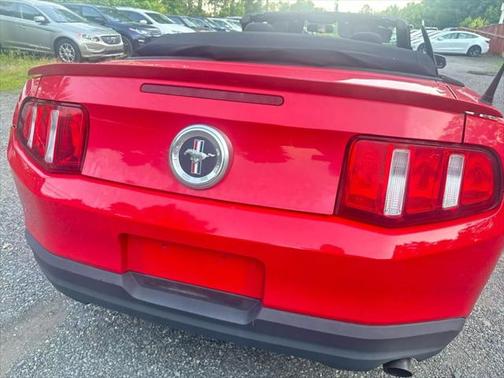 2010 Ford Mustang Premium