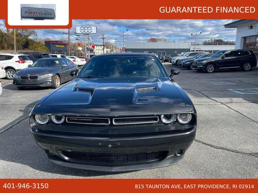 2015 Dodge Challenger SXT Plus