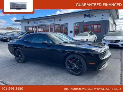 2015 Dodge Challenger SXT Plus