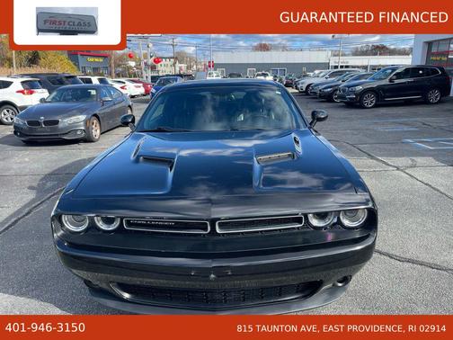 2015 Dodge Challenger SXT Plus