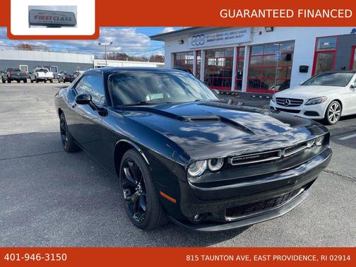 2015 Dodge Challenger SXT Plus