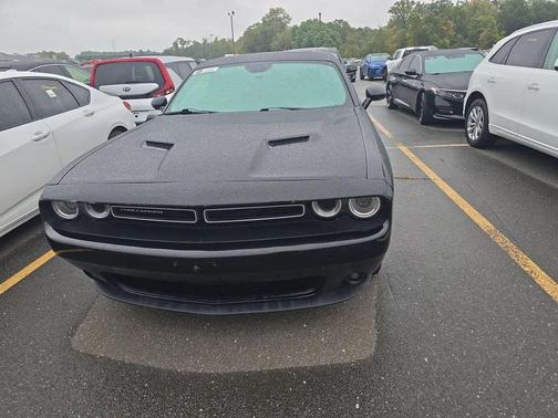 2015 Dodge Challenger SXT Plus