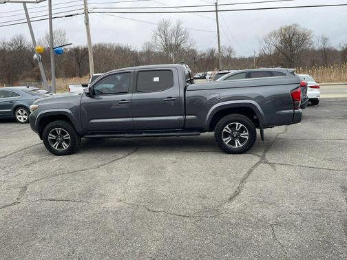 2018 Toyota Tacoma TRD Sport