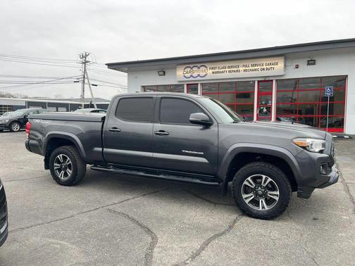 2018 Toyota Tacoma TRD Sport
