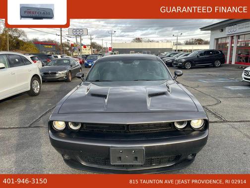 2016 Dodge Challenger SXT