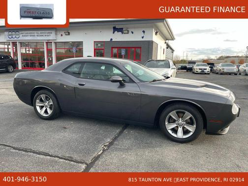 2016 Dodge Challenger SXT