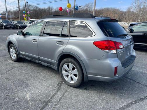 2011 Subaru Outback 2.5 i Limited