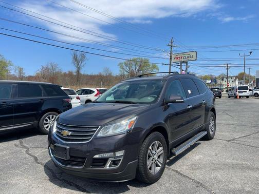 2017 Chevrolet Traverse 2LT