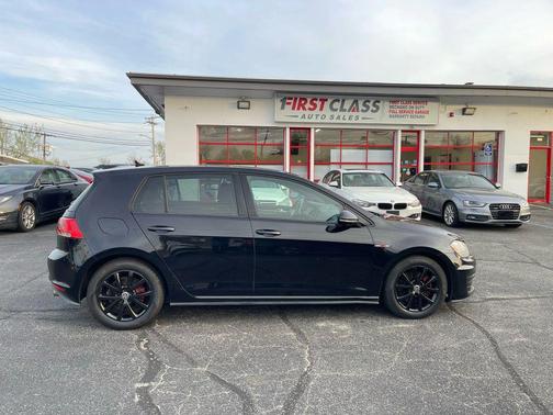 2015 Volkswagen Golf GTI 2.0T SE 4-Door