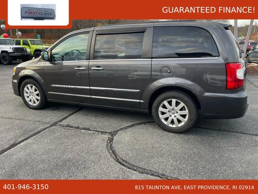 2015 Chrysler Town & Country Touring