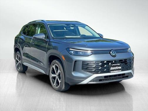 2025 Volkswagen Tiguan 2.0T SE 4MOTION