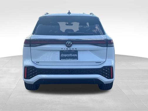 2026 Volkswagen Tiguan 2.0T SE R-Line Black 4MOTION