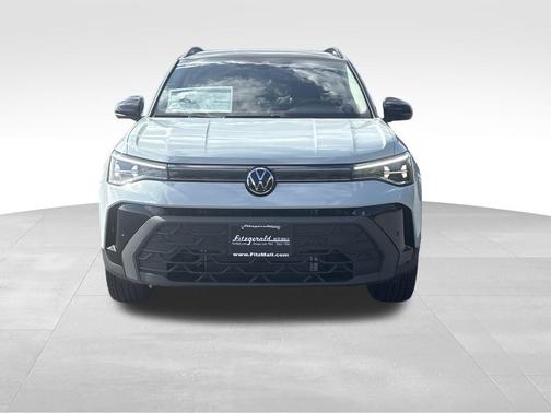 2025 Volkswagen Taos 1.5T SE Black