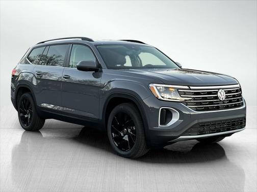 2025 Volkswagen Atlas 2.0T SE w/Technology 4MOTION