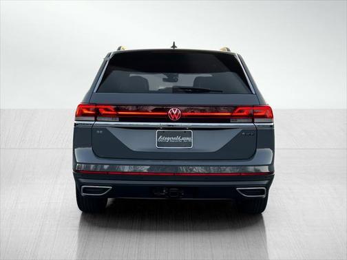 2025 Volkswagen Atlas 2.0T SE w/Technology 4MOTION