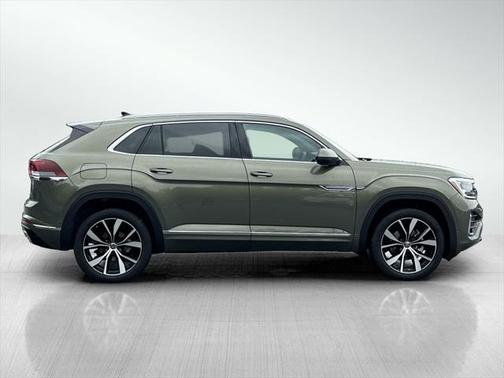 2025 Volkswagen Atlas Cross Sport 2.0T SEL Premium