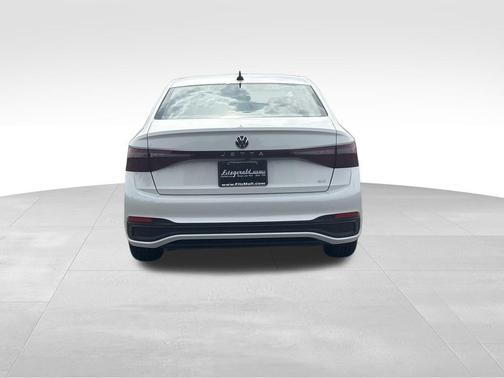 2026 Volkswagen Jetta 1.4T SE