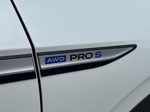 2025 Volkswagen ID.4 Pro S Plus