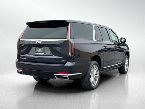 2022 Cadillac Escalade ESV Premium Luxury