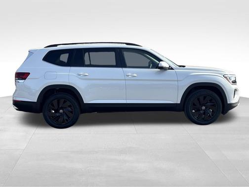2026 Volkswagen Atlas 2.0T SE w/Technology 4MOTION