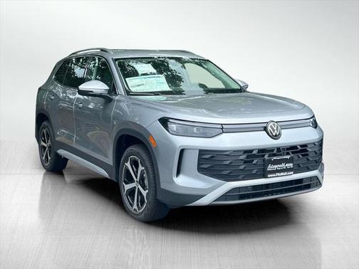 2025 Volkswagen Tiguan 2.0T SE 4MOTION